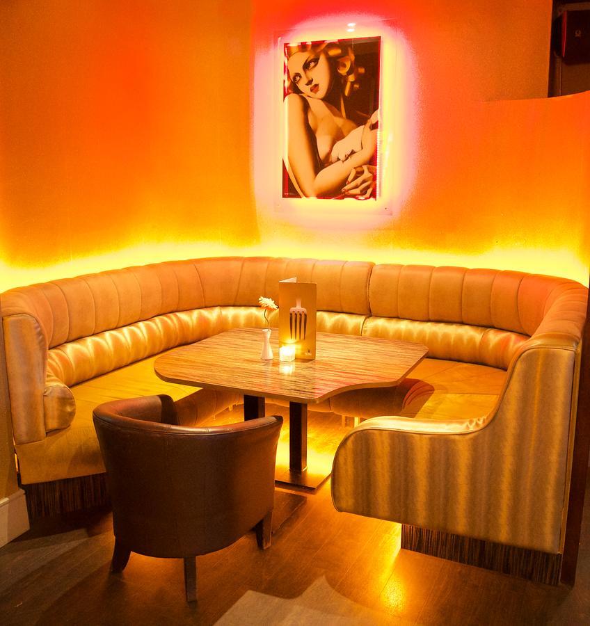 East Village Hotel Корк Екстериор снимка